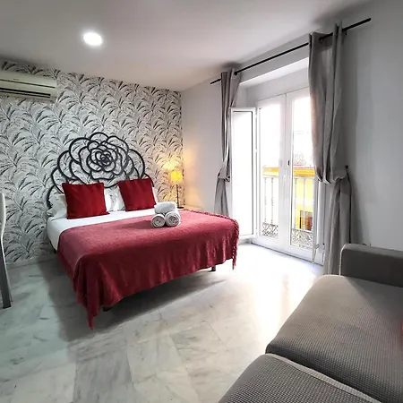 Reservaloen Mariano De Cavia * Sevilla